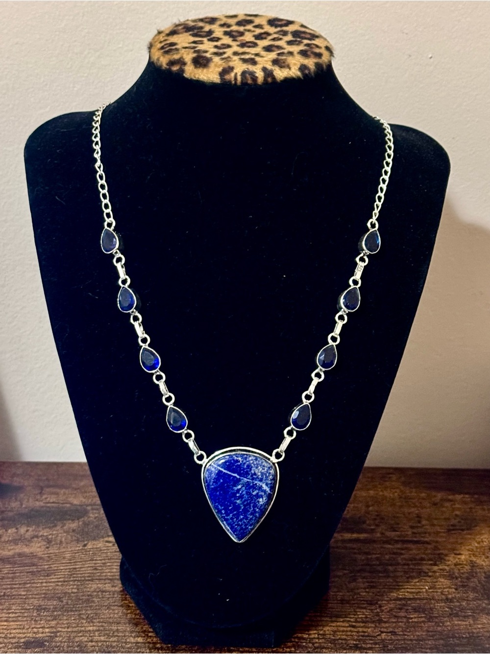 Lápiz Lazuli  Teardrop Necklace 925 Sterling Silver